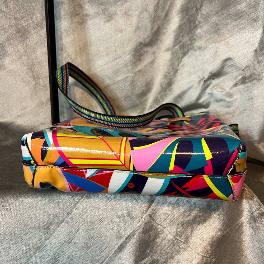 EUC Consuela Maya Everyday Tote - Picture 10 of 16